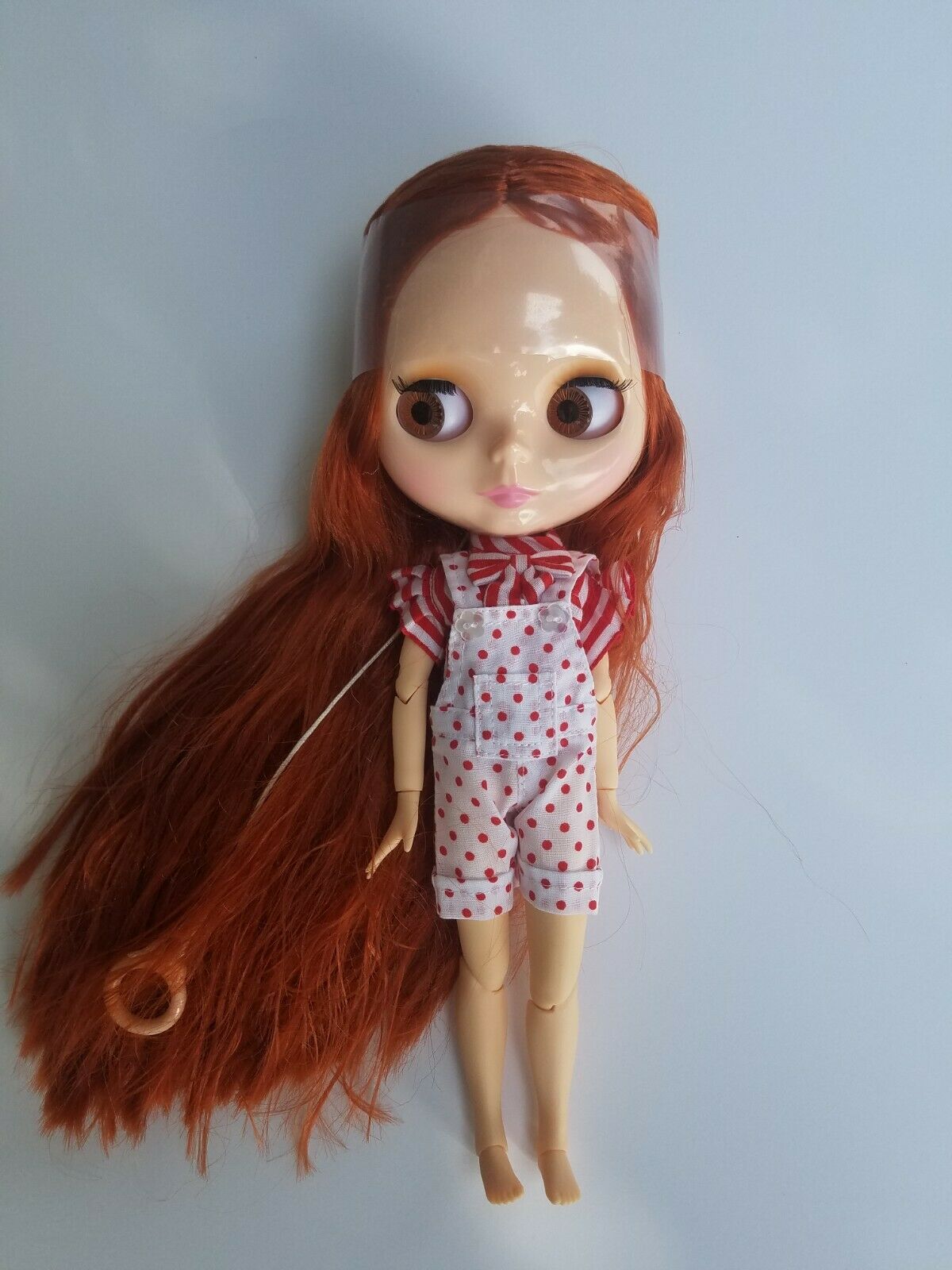 "new" Factory Blythe Doll With Red Hair And Comes With Outfit Shown ~ Us Seller